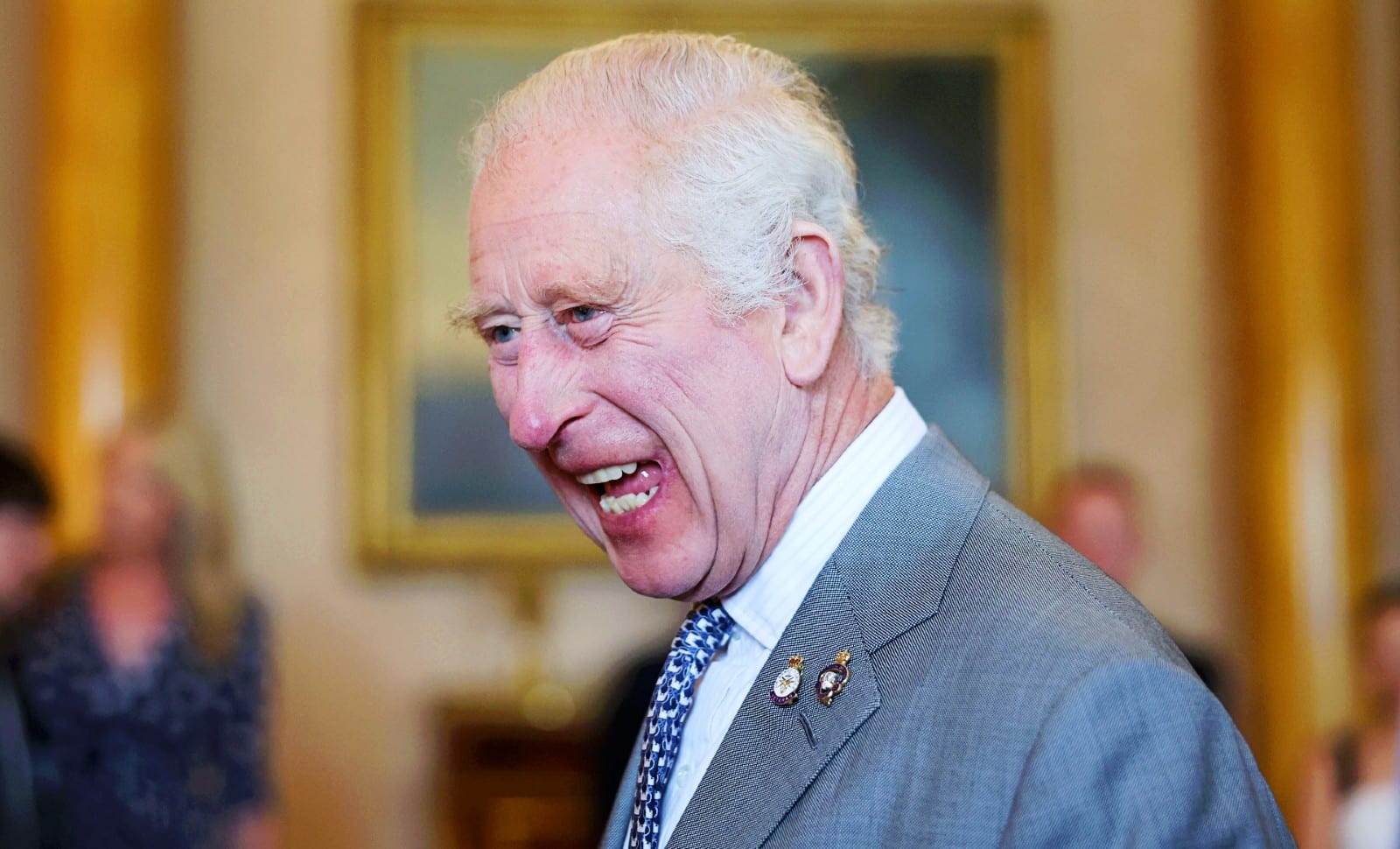 Élections au Royaume-Uni: Charles III va encore pouvoir se reposer un peu