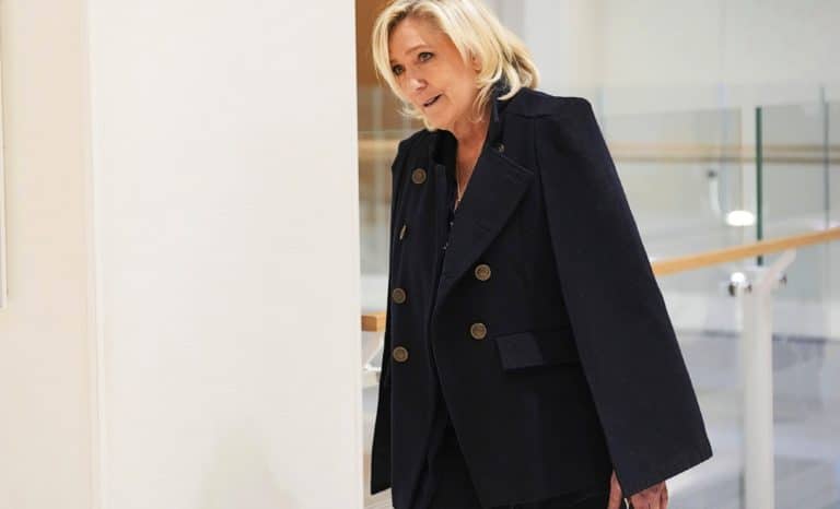 Marine Le Pen au procès des assistants parlementaires FN: «J’ai donné ma vie à la vie politique»