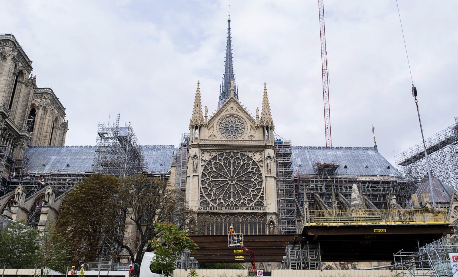 Vitraux de Notre-Dame: et si Emmanuel Macron était touché par la grâce?