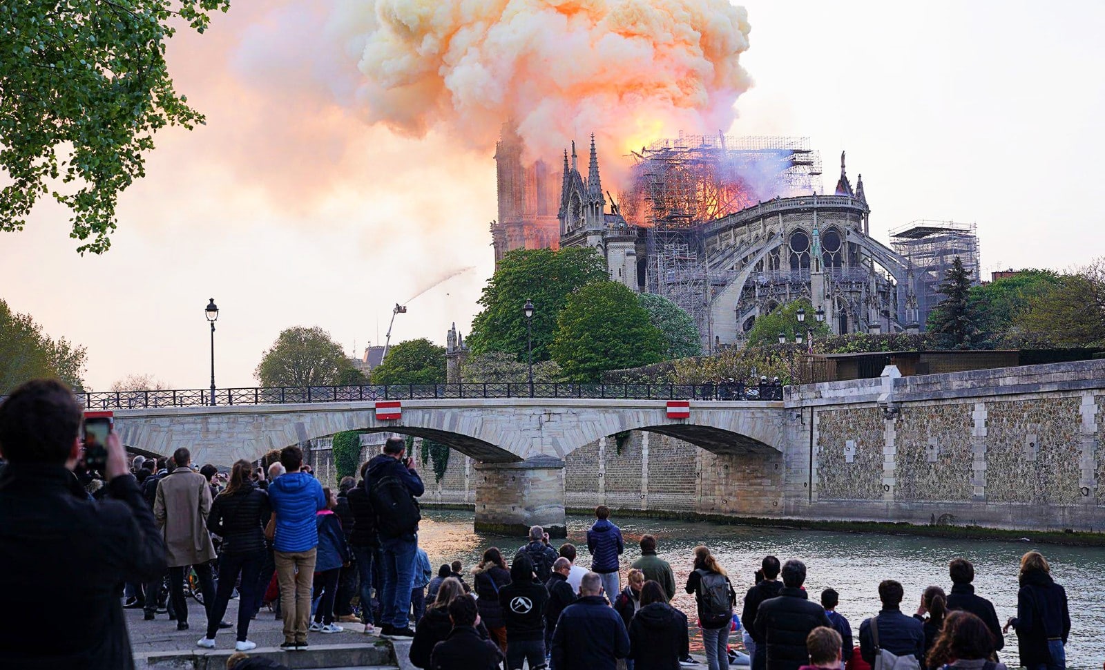 Notre-Dame et l’exigence de renouer avec la verticalité